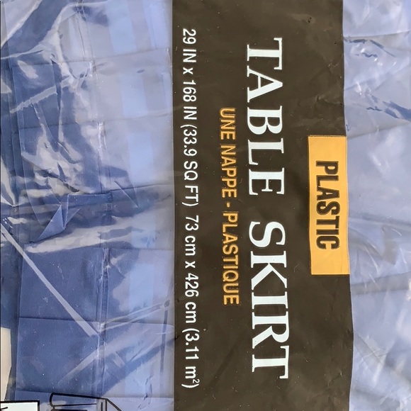 Craft table cover with skirt - Picture 2 of 3